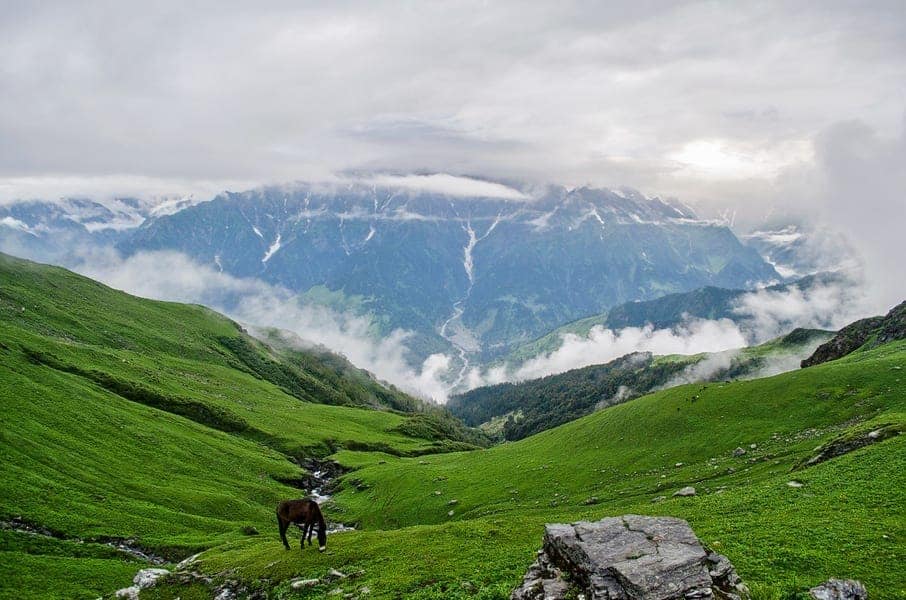 Image of a modern residential living room design